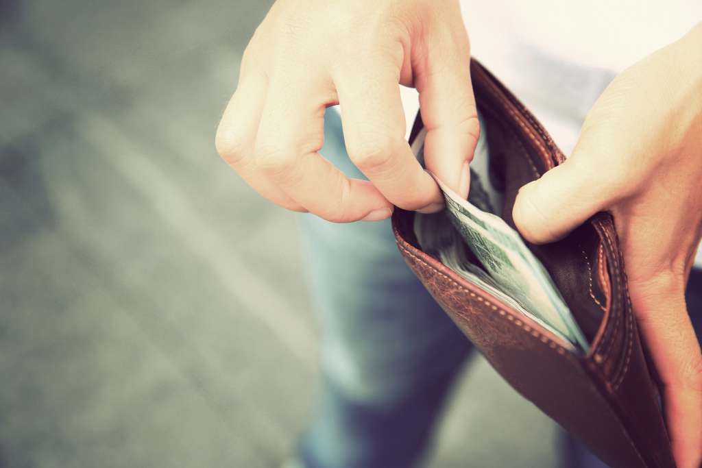 Travel Nurse Tips: How to Compare Pay Packages Travel Nurse Tips: How to Compare Pay Packages