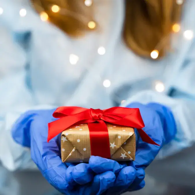 Gifts for Healthcare Traveling Minimalists